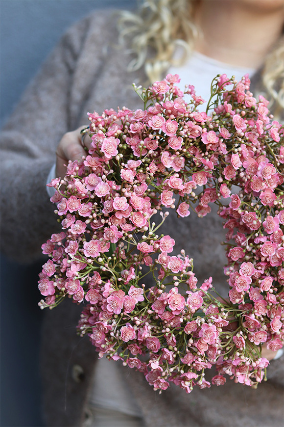Flowers 4 You, wiosenny wianek z gipsówki, brudny róż