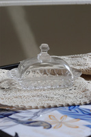 Karo, szklana maselnica