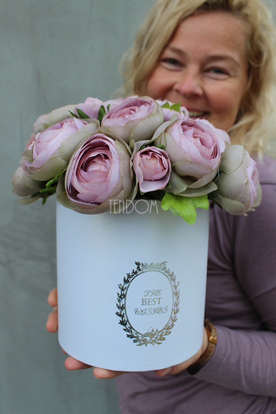 kompozycja kwiatowa / bukiet Flowerbox Pudrova, wys.25cm