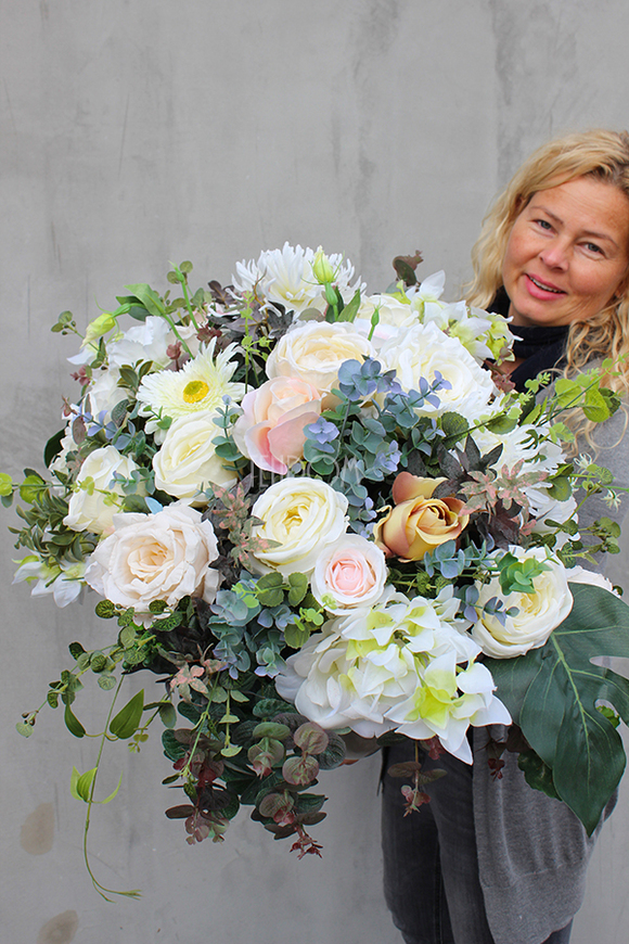 bukiet / dekoracja kwiatowa Magnificio, wym.45x80x60cm 