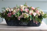 bogaty kosz z różowymi kwiatami, Rosuna,wym.30x62cm 