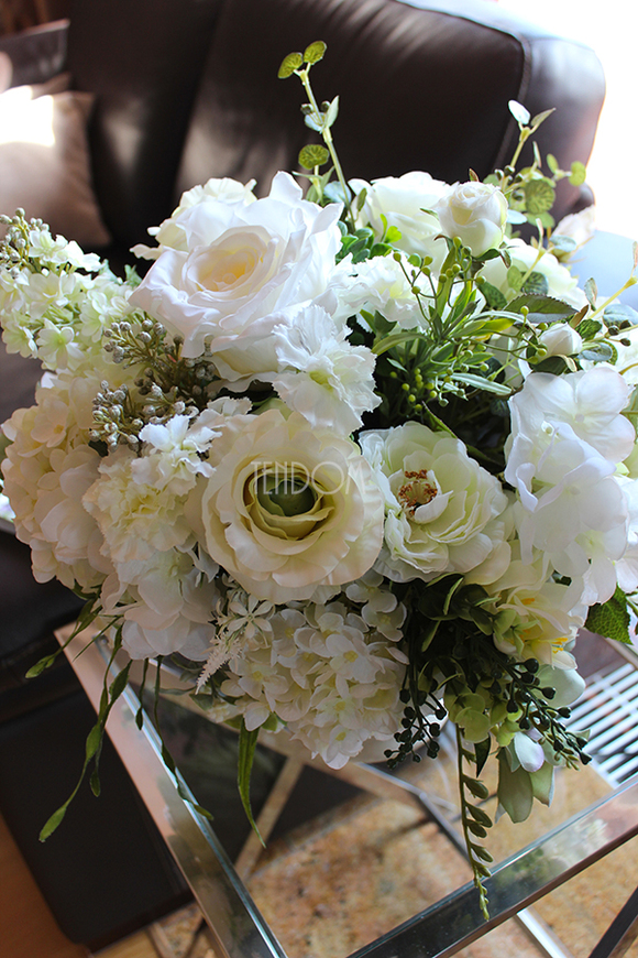 elegancka kompozycja kwiatowa / bukiet Creamosa, wys.45cm