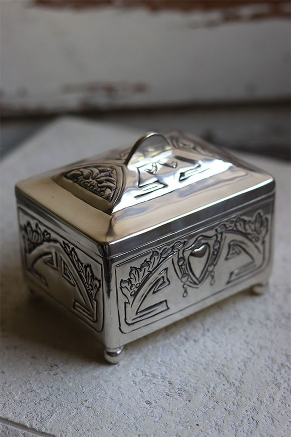 cukiernica posrebrzana Orient 