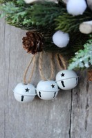 Dzwoneczki dekoracja świąteczna / wianek na drzwi, śr.27cm