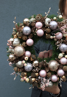 Złote Urocze Święta, świąteczny wianek na drzwi, śr 26cm