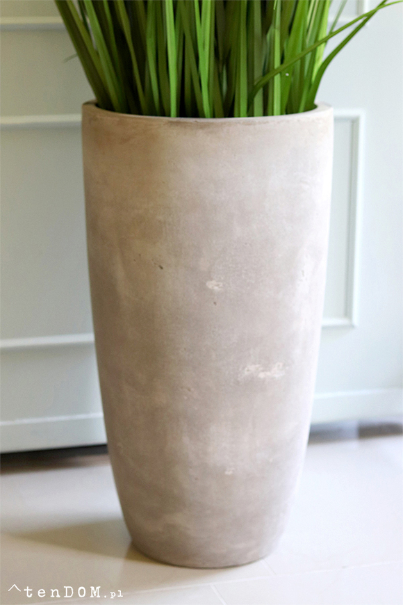 Concrete New 2, wysokiej jakości sztuczna trawa w betonowej donicy, wys.170cm