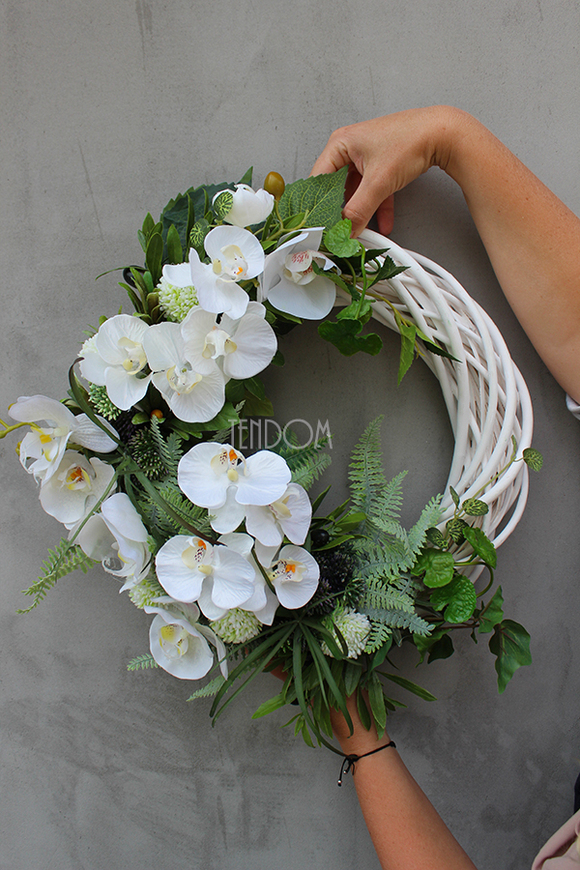 Dzika Orchidea, efektowny wianek na drzwi śr.38cm