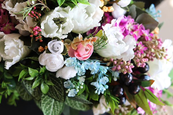 barwna kompozycja kwiatowa, Wiosenny Czas, wys.25cm