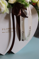 Chocolates True Love, flowerbox w kształcie serc z pralinami, wys.38cm