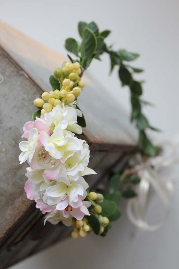 Berta komunijny kwiatowy wianek na głowę, rozmiar uniwersalny