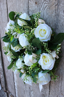 dekoracyjny wianek Biała Róża, śr.35cm