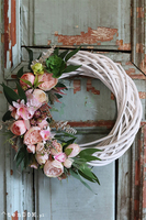 Miriam, komplet wielkanocnych dekoracji, wianek na drzwi, koszyczek i kula kwiatowa