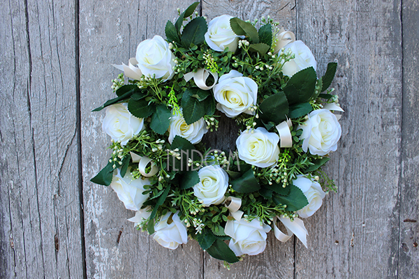dekoracyjny wianek Biała Róża, śr.35cm
