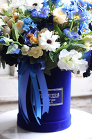 flowerbox welurowy z kwiatową dekoracją, Szafirowa Noc, wys.49cm