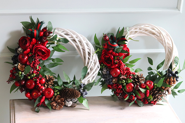 asymetryczny wianek z owocami, Walentynkowy Dzień, śr.42cm 