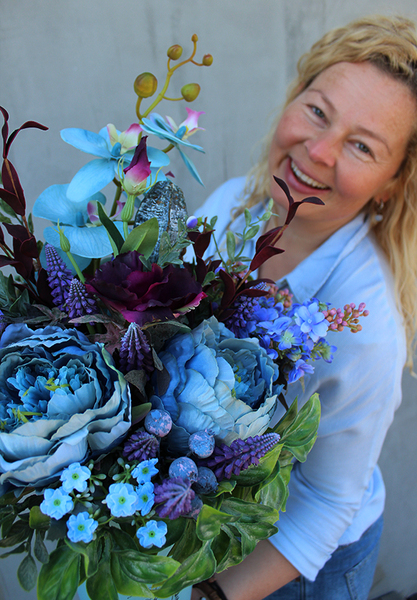 Blue Dream, kompozycja kwiatowa / bukiet / Flowerbox, wys.60cm