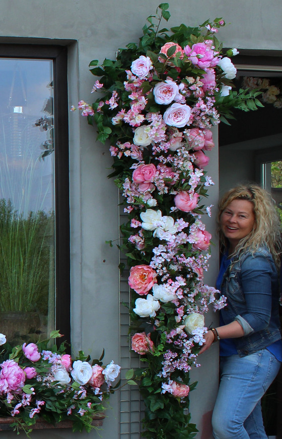 Princessa XL, ekskluzywna girlanda rozszerzająca się ku górze, ok.2m