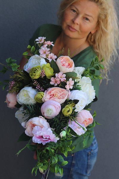 bukiet nagrobny we wkładzie do wazonu, Różowy Anioł, wys. 65cm