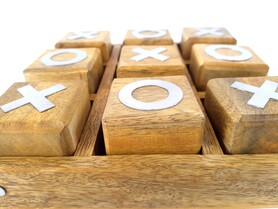 gra kółko i krzyżyk z drewna mangowego, wym.11.5x11.5x3.5cm