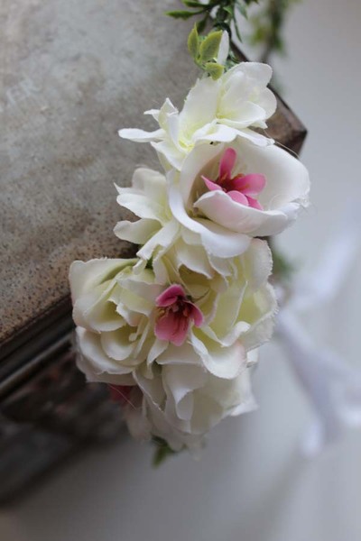 Santi komunijny kwiatowy wianek na głowę, rozmiar uniwersalny