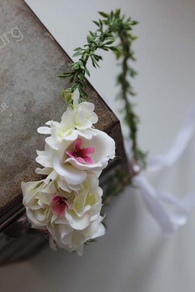 Santi komunijny kwiatowy wianek na głowę, rozmiar uniwersalny