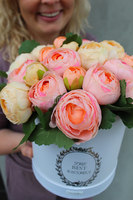 kompozycja kwiatowa / bukiet Flowerbox Landrino, wys.25cm