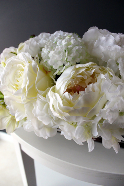 elegancka kompozycja kwiatowa, Palladium, wys.25cm