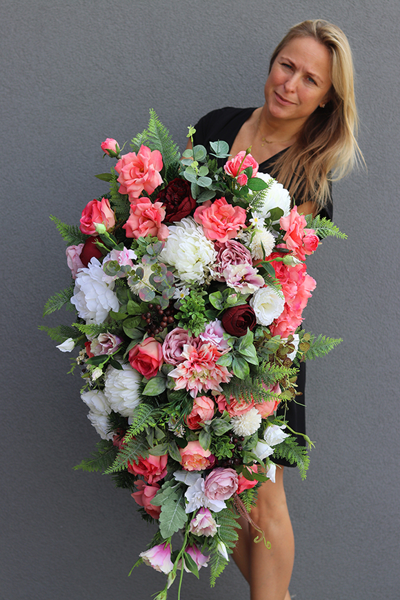 Hela, bogata wiązanka nagrobna, dł.110cm 