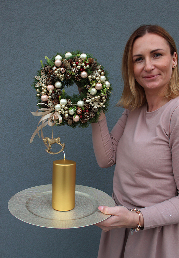 elegancki świąteczny stroik, Złote Święta, na złotym talerzu, śr.32cm