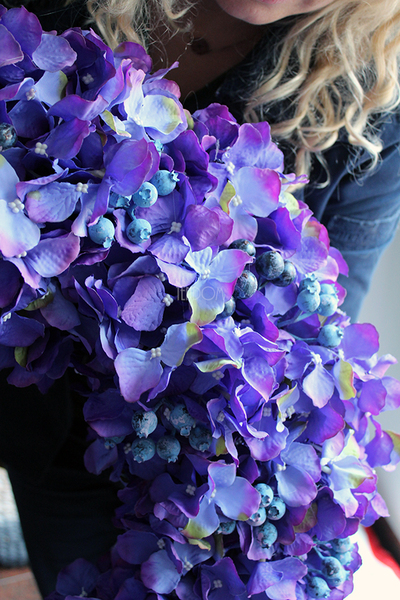 Fioletowa Hortensja Beti z borówką, ogromny wianek śr.60cm