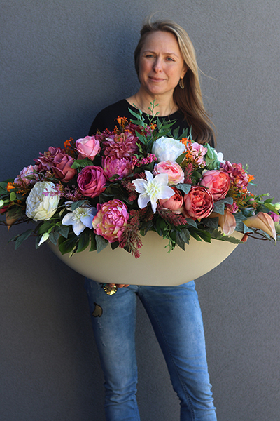 elegancka kompozycja nagrobna Laos Della, wys.108x65x52cm