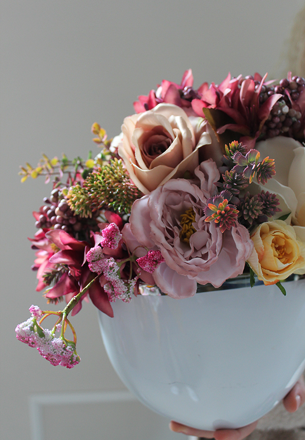 Kamilla, atrakcyjna kompozycja kwiatowa / bukiet, wys. 40cm