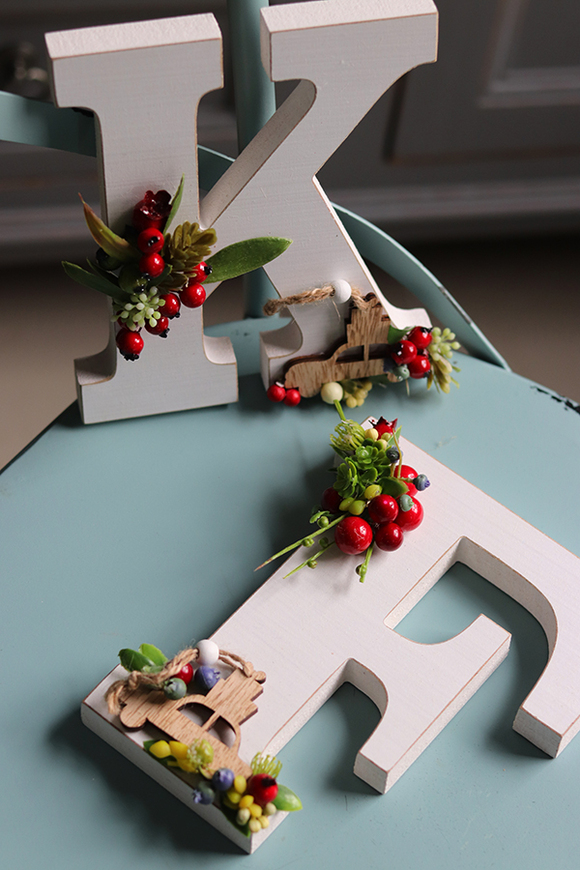 dekorowana litera, Autko Owocowe, 1szt.