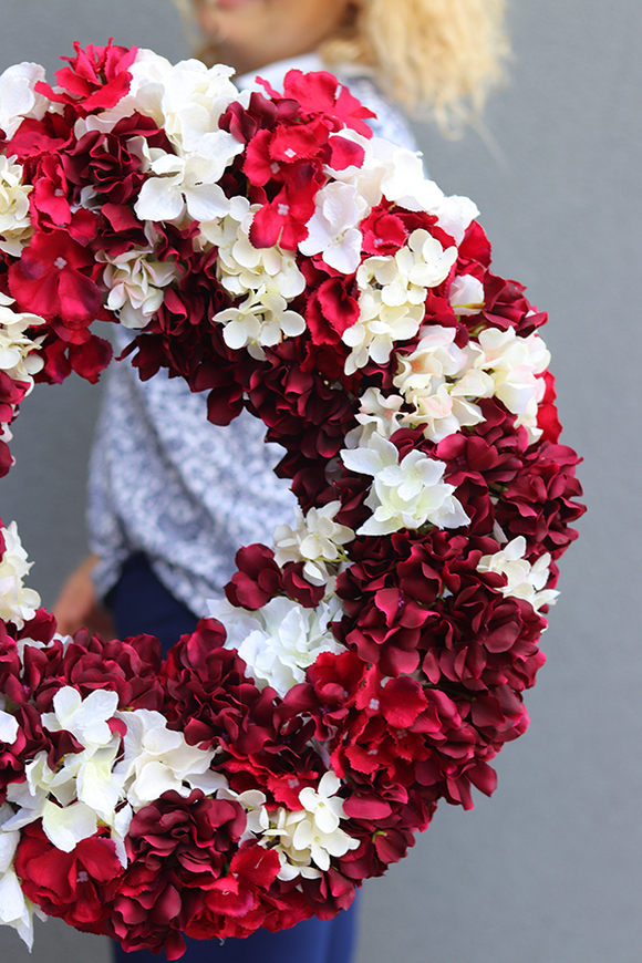 Bordo&White Hortensja, gęsty wianek na drzwi, śr.58cm