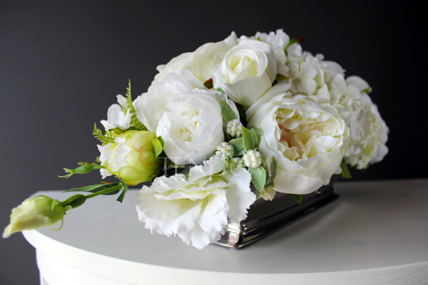 elegancka kompozycja kwiatowa, Palladium, wys.25cm