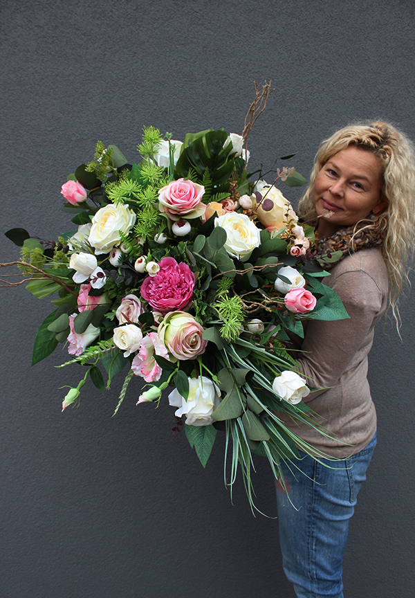 dekoracja nagrobna / bukiet Edyta, wym.50x75x60cm