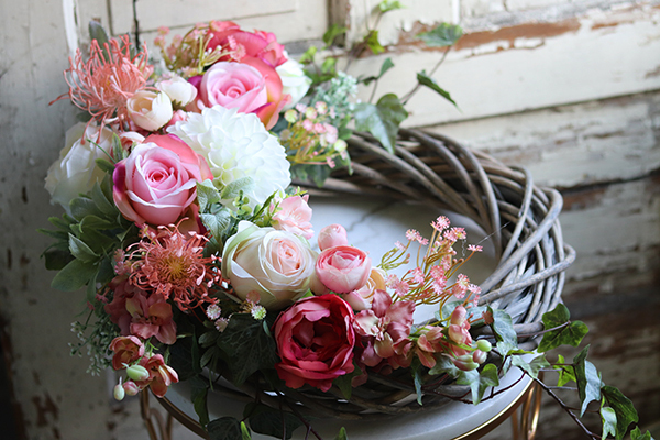 nagrobny wieniec z lampionem, Berana, śr.48cm