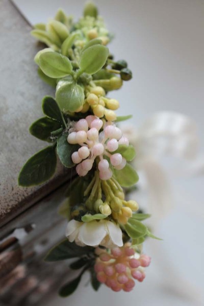 Katia komunijny kwiatowy wianek na głowę, rozmiar uniwersalny 