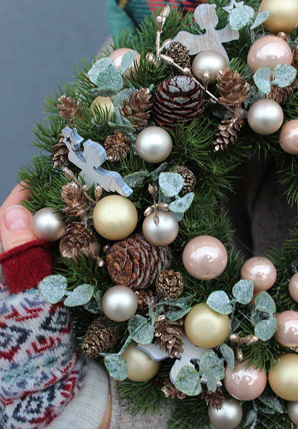 Tenallo, bożonarodzeniowy wianek na drzwi, śr.27cm