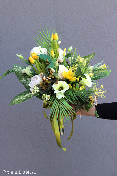 Lorena, wiosenny bukiet / dekoracja nagrobna, wys.58cm 