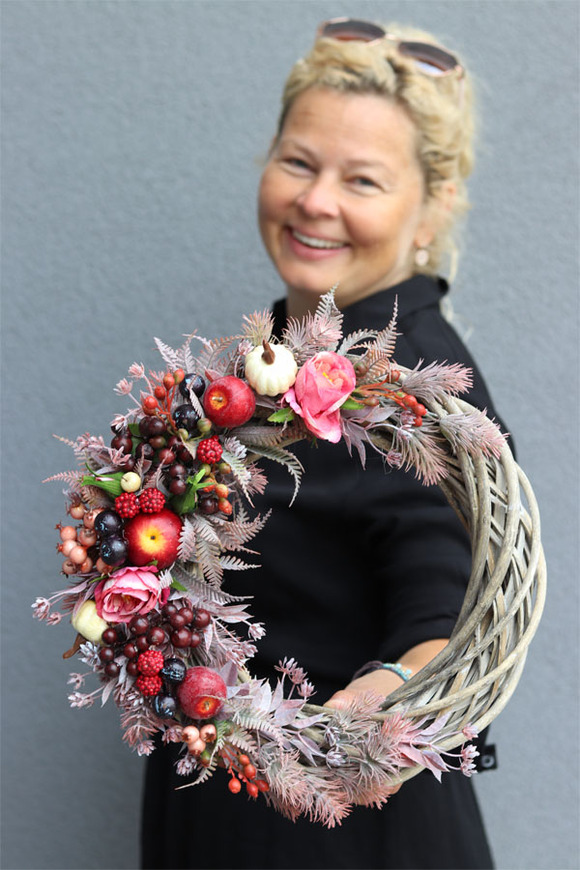 Apple Fall, asymetryczny wianek jesienny, śr.36cm