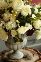 elegancka kompozycja Palazzo Marsylia, w metalowym pucharze, wys.67cm