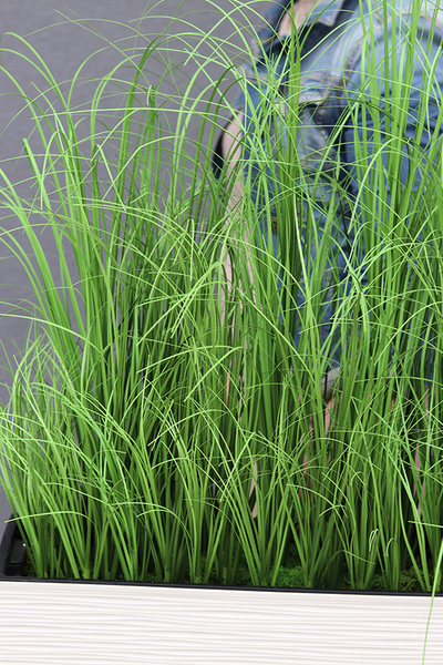 Merino Krem, sztuczna trawa w plastikowej dłutowanej donicy, wys.72cm