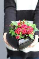 kompozycja nagrobna w kształcie serca, Miłość, wym.16x20cm