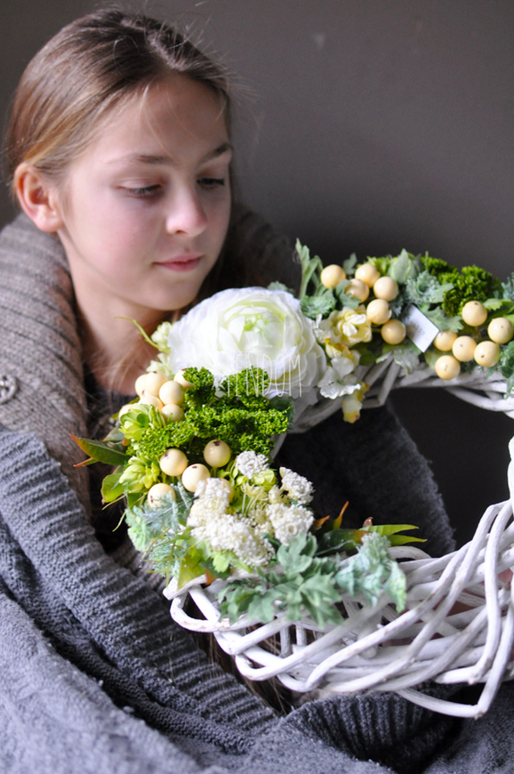 Pani Wiosna wianek na drzwi, śr.38cm  