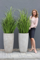Concrete, wysokiej jakości sztuczna trawa w betonowej donicy, 1 szt. wys.175cm