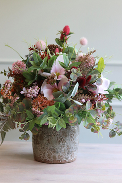 Adelitano, efektowna kompozycja kwiatowa w ceramicznym naczyniu, wys.50cm