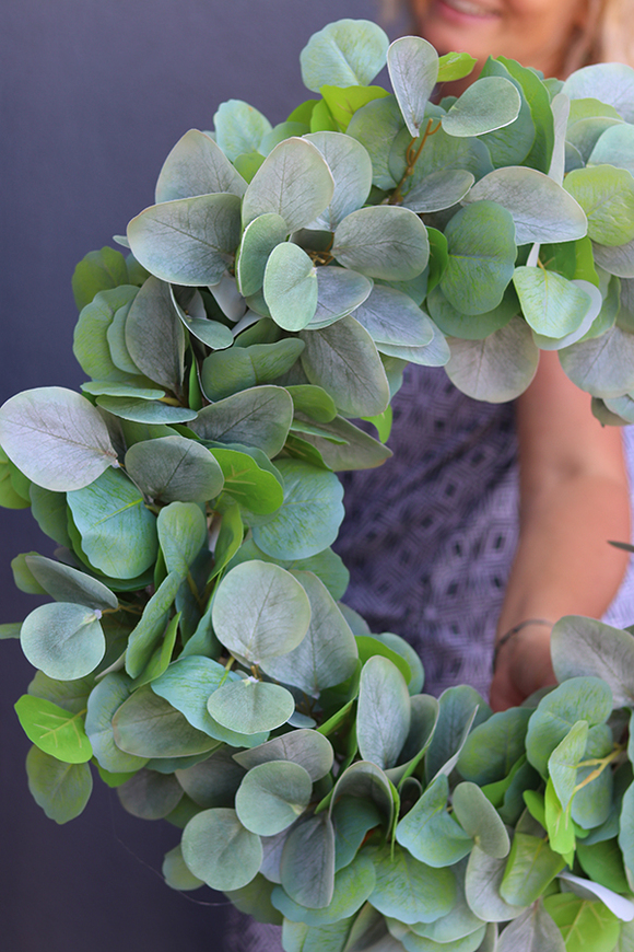 Eukaliptus New, stylowy zielony wianek na drzwi, śr.40cm