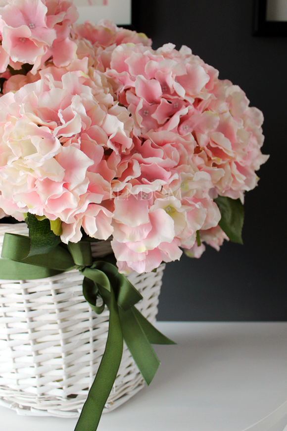 bogaty kosz z jasnoróżowymi hortensjami Provance 50x55cm  