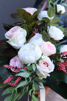 komplet dekoracji nagrobnych Remenas, bukiet & wiązanka